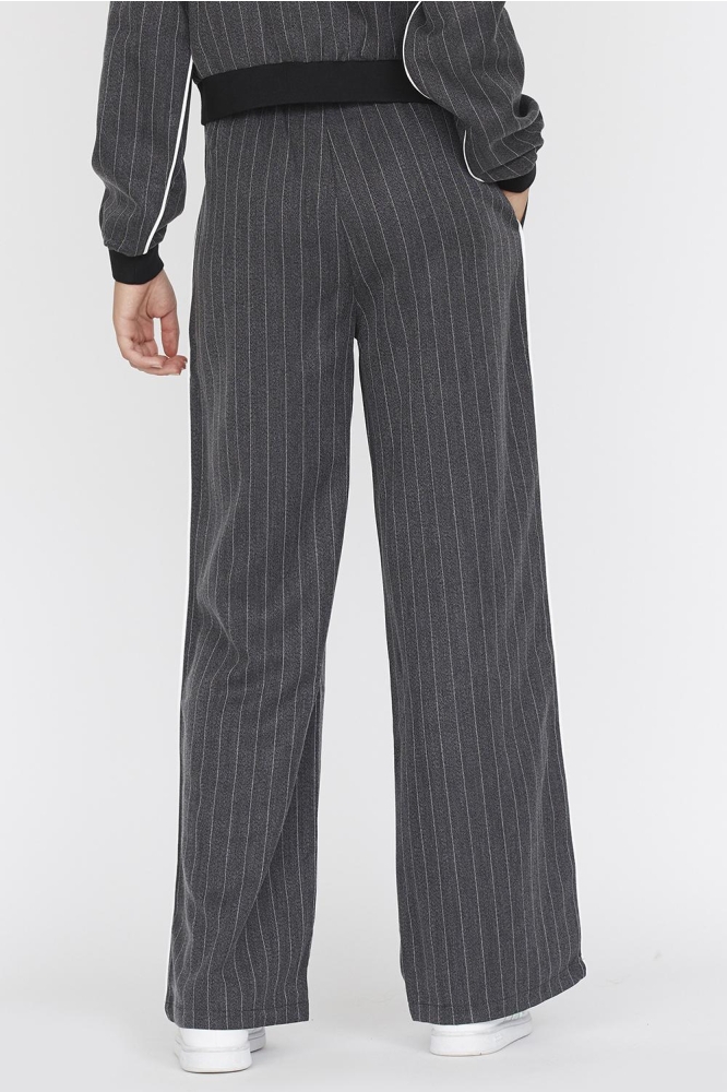 GIRA PA1 17792 Pinstripe