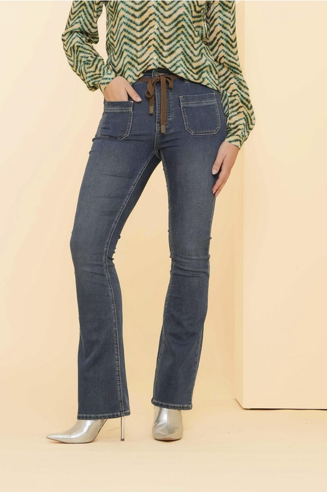 FLARED JEANS MET OPGESTIKTE ZAKKEN 41810 10 625 blue stone denim