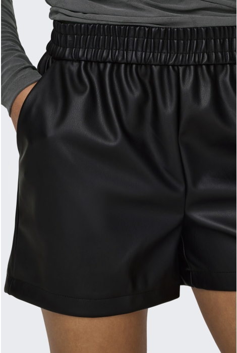 Jacqueline de Yong jdyalaia mw faux leather shorts pnt