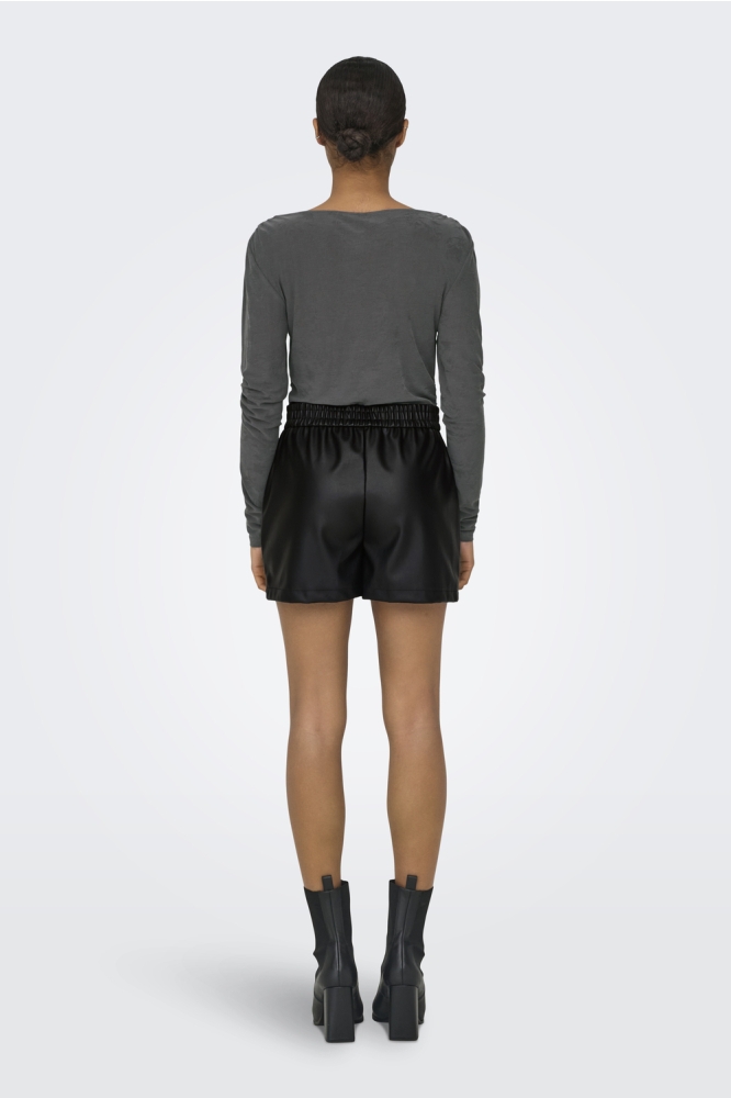 JDYALAIA MW FAUX LEATHER SHORTS PNT 15328310 Black